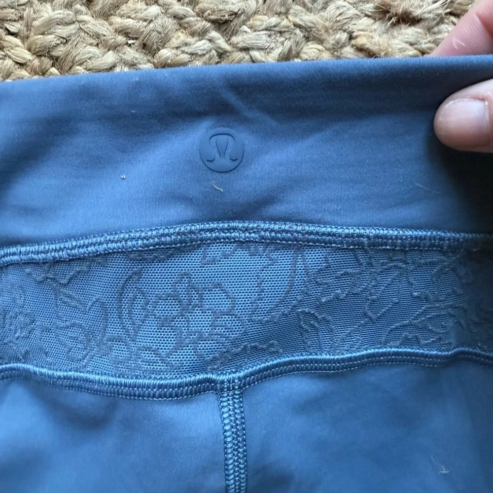 Lululemon Athletica Wunder Under Crop High-Rise size: 10